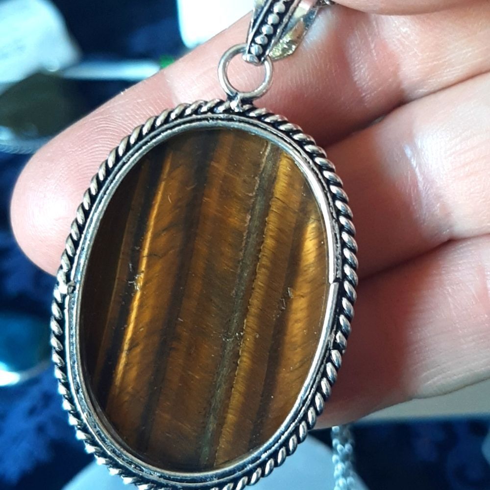 Tiger Eye Pendant Necklace - Picture 3 of 5